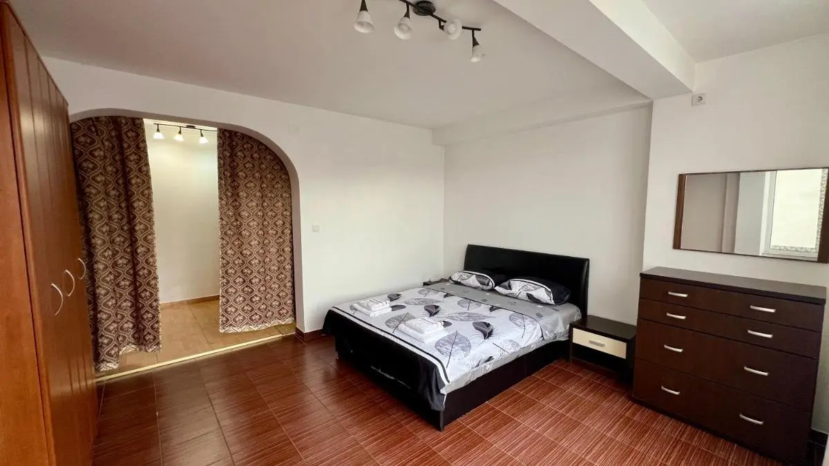 Image 5 of Proleterska Place