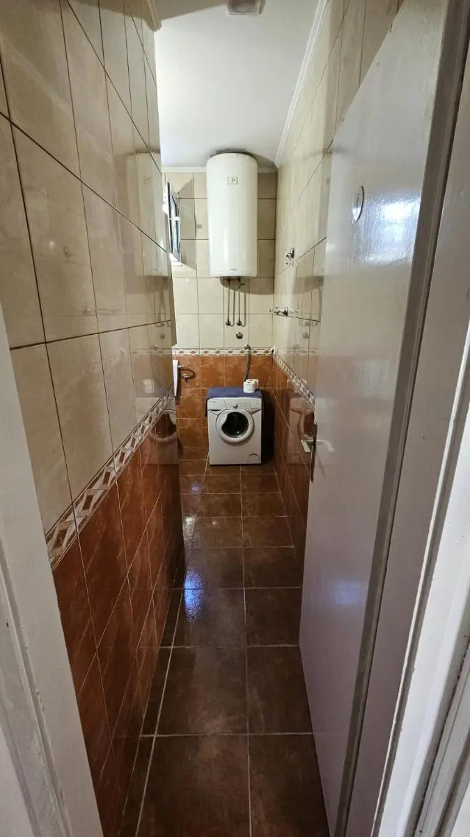 Image 3 of Radenović, soba