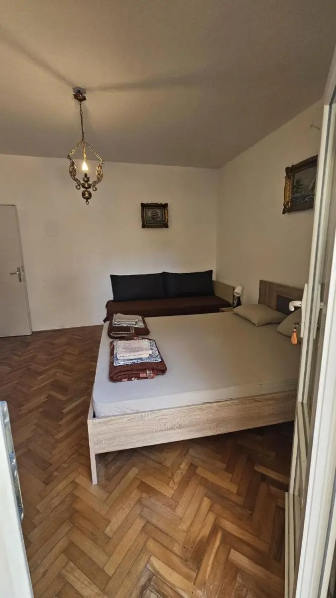 Image 5 of Radenović, soba