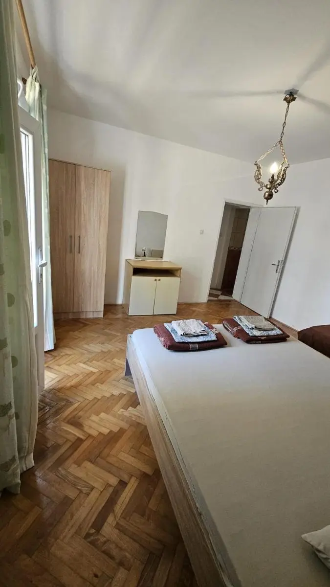 Image 1 of Radenović, soba