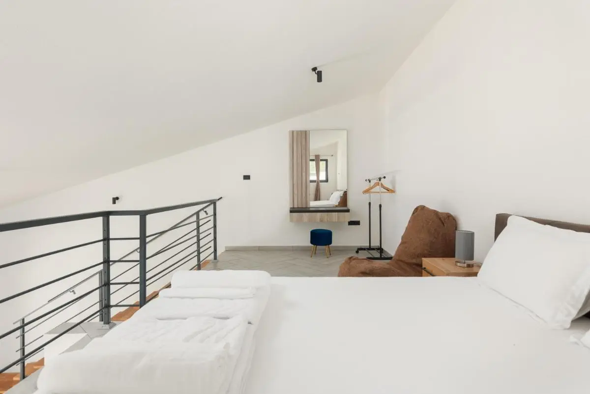 Image 1 of Rajska dolina Budva