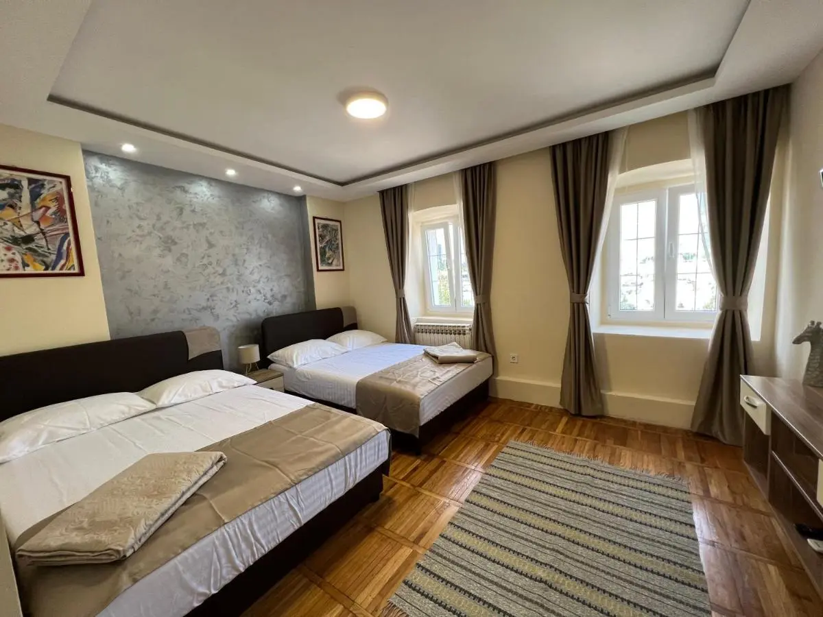 Image 6 of Regina apartments