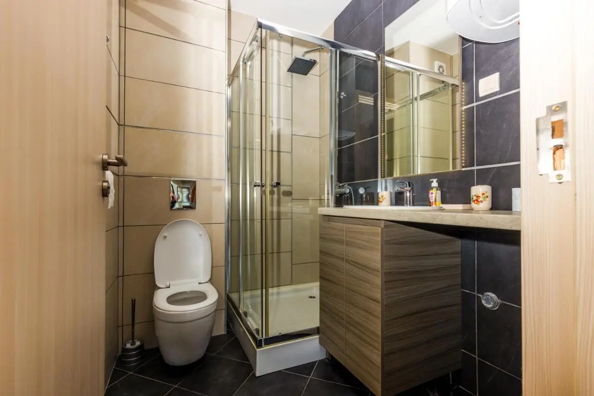 Image 2 of Sea View Apartments Perovic