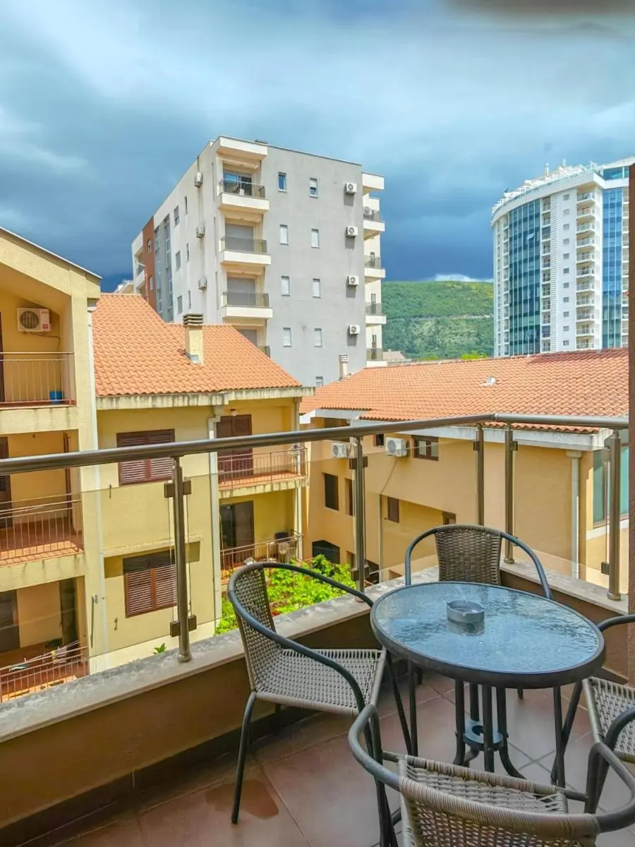 Image 3 of Seaside Nest Budva