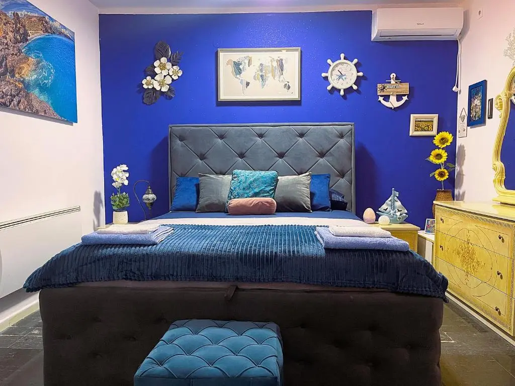 Image of Studio Antonio