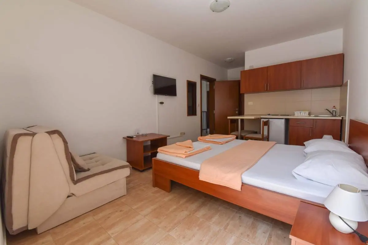 Image 1 of Studio Apartments 6 Palmi