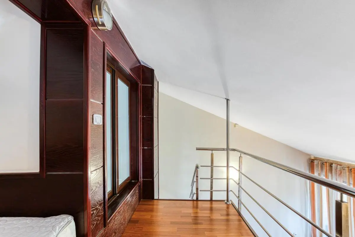 Image 6 of Sunny City Centre Suite