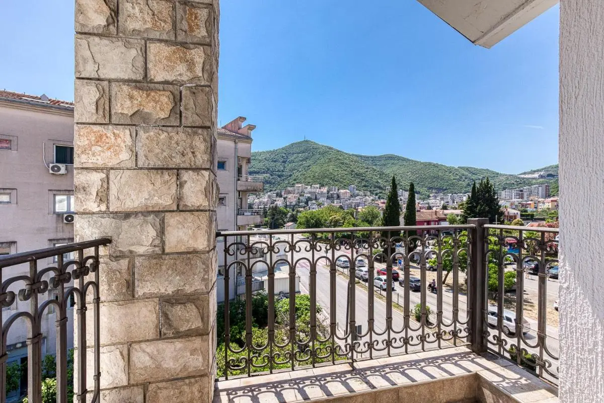 Image 1 of Sunny City Centre Suite