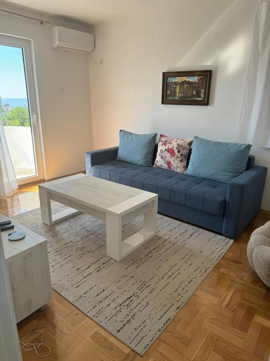 Image 3 of The View Apartment