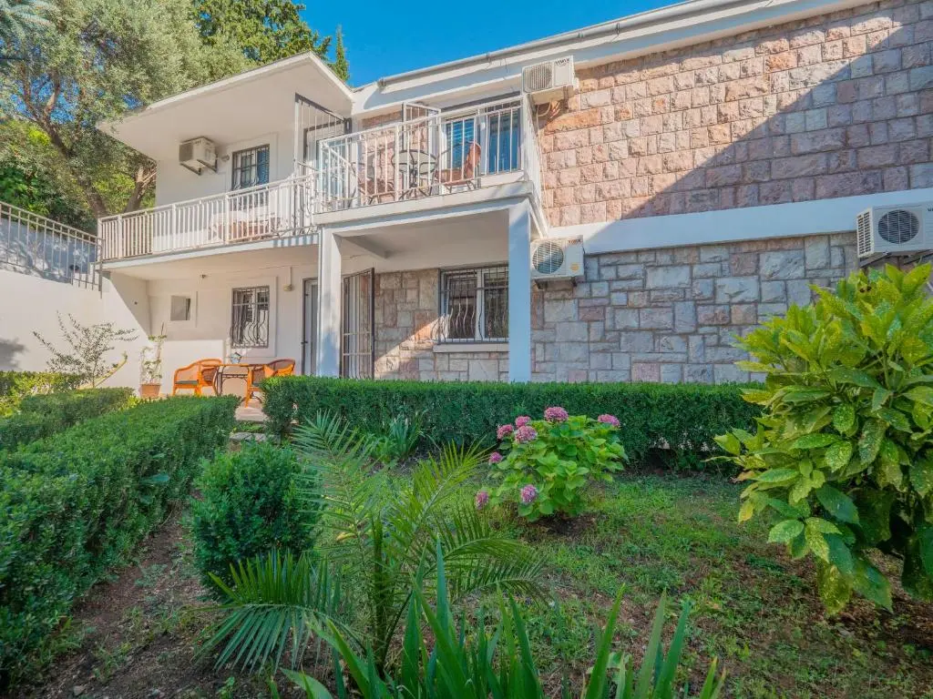 Image of Tomy Garden House