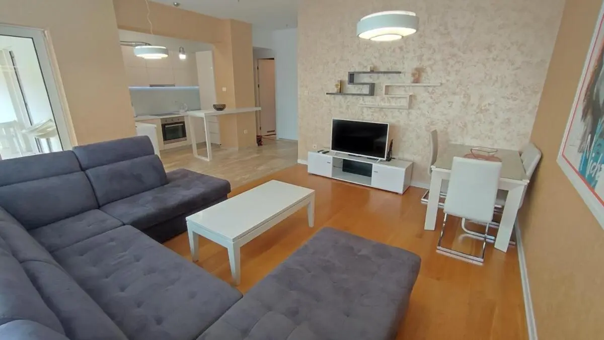 Image 1 of Vista Luna Apartment 2 Bedrooms