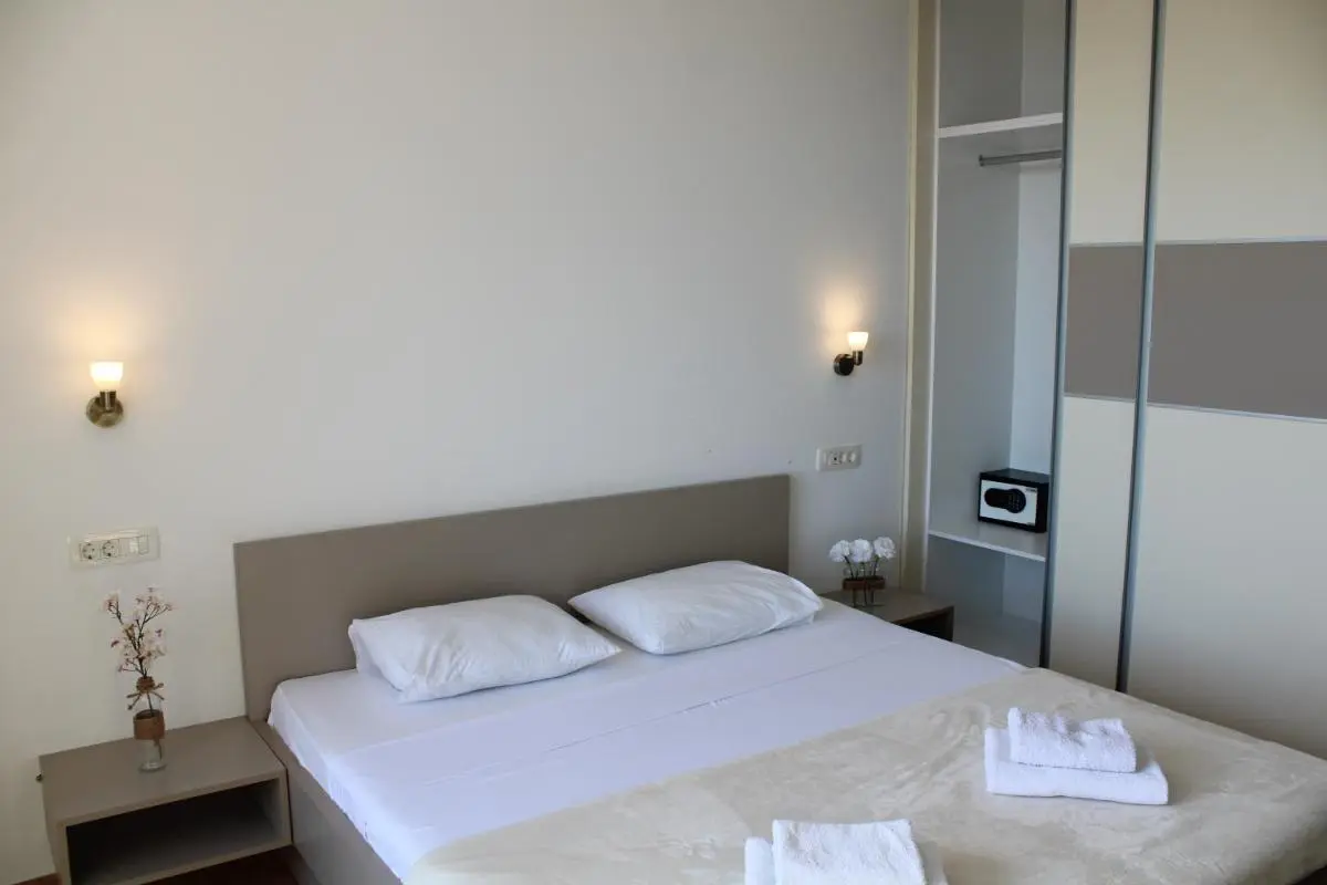 Image 6 of WoW APARTMENT’S 604-607