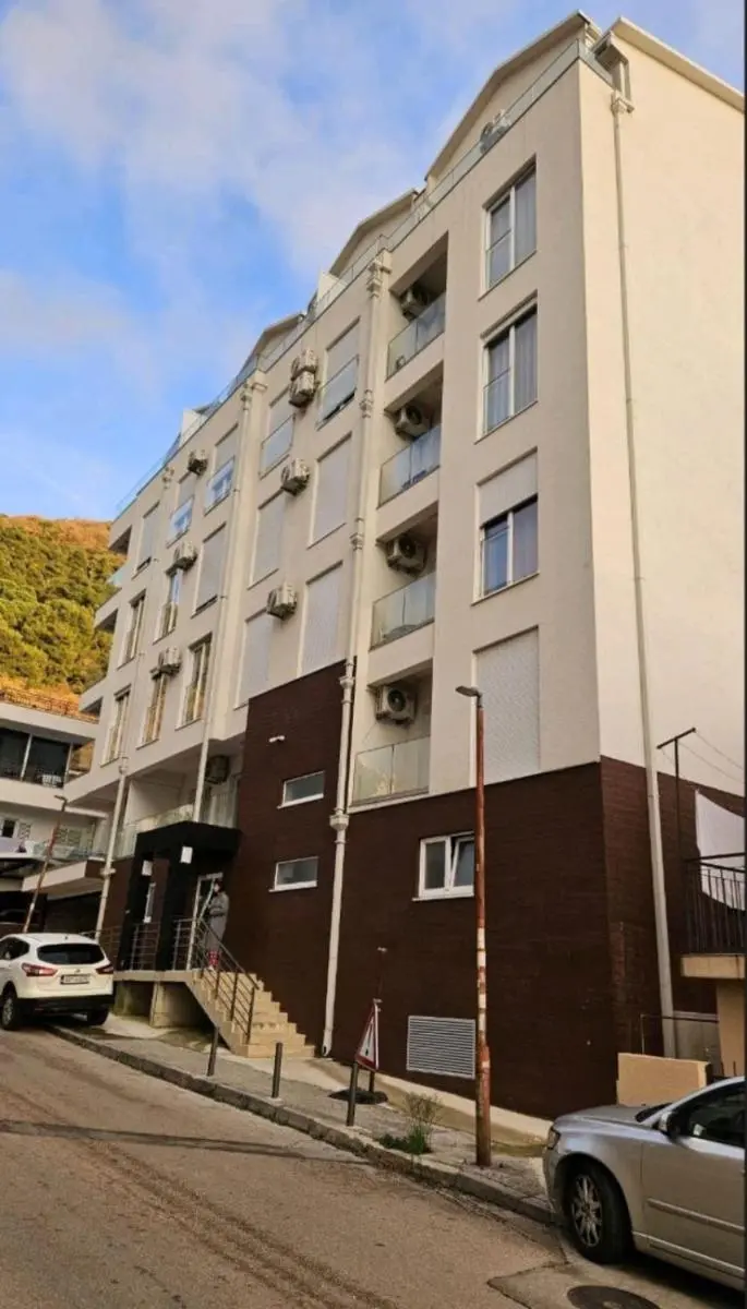 Image 5 of Zen Apartment