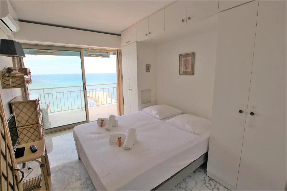 Image 1 of AMAZING SEA VIEW APARTMENT