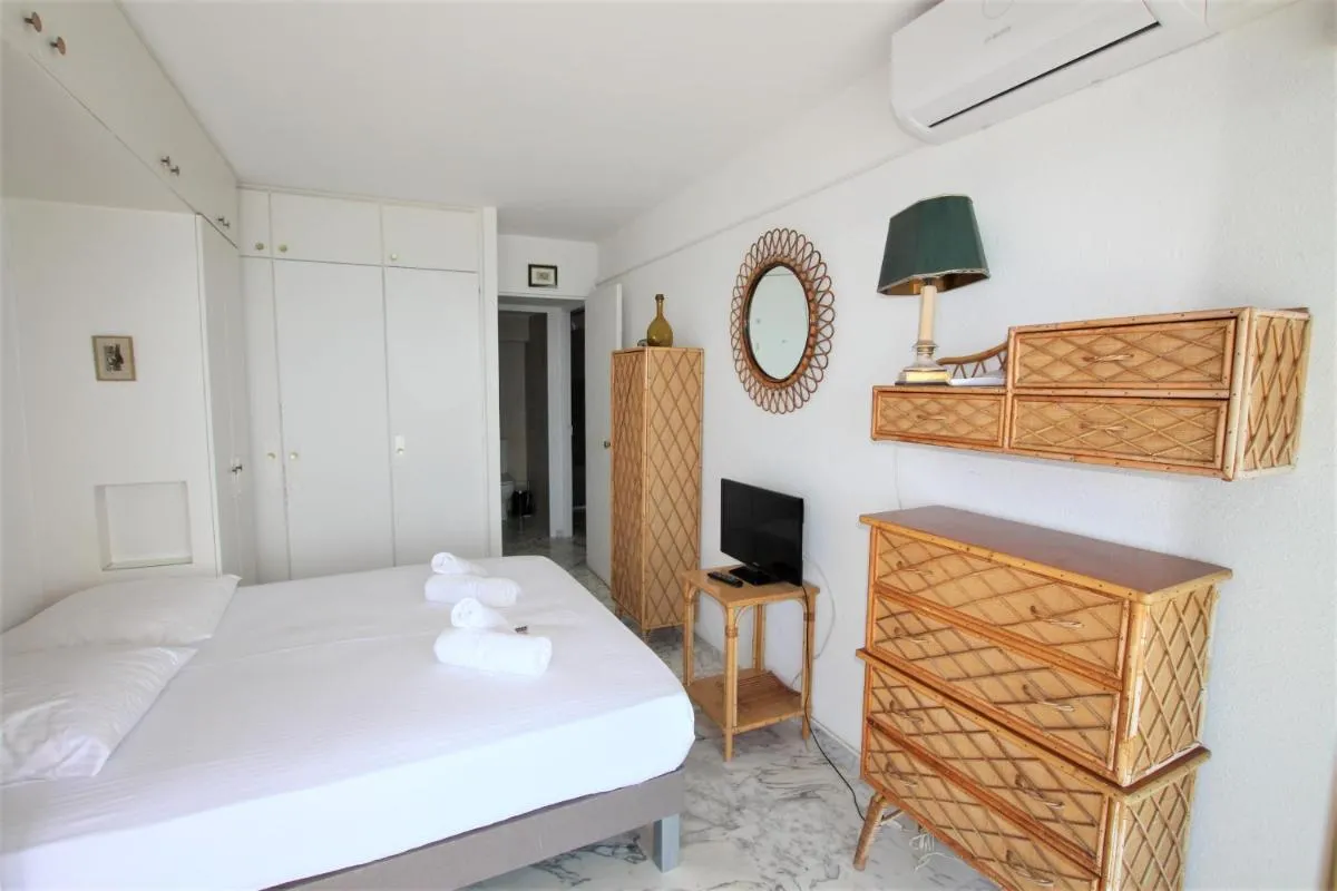 Image 5 of AMAZING SEA VIEW APARTMENT