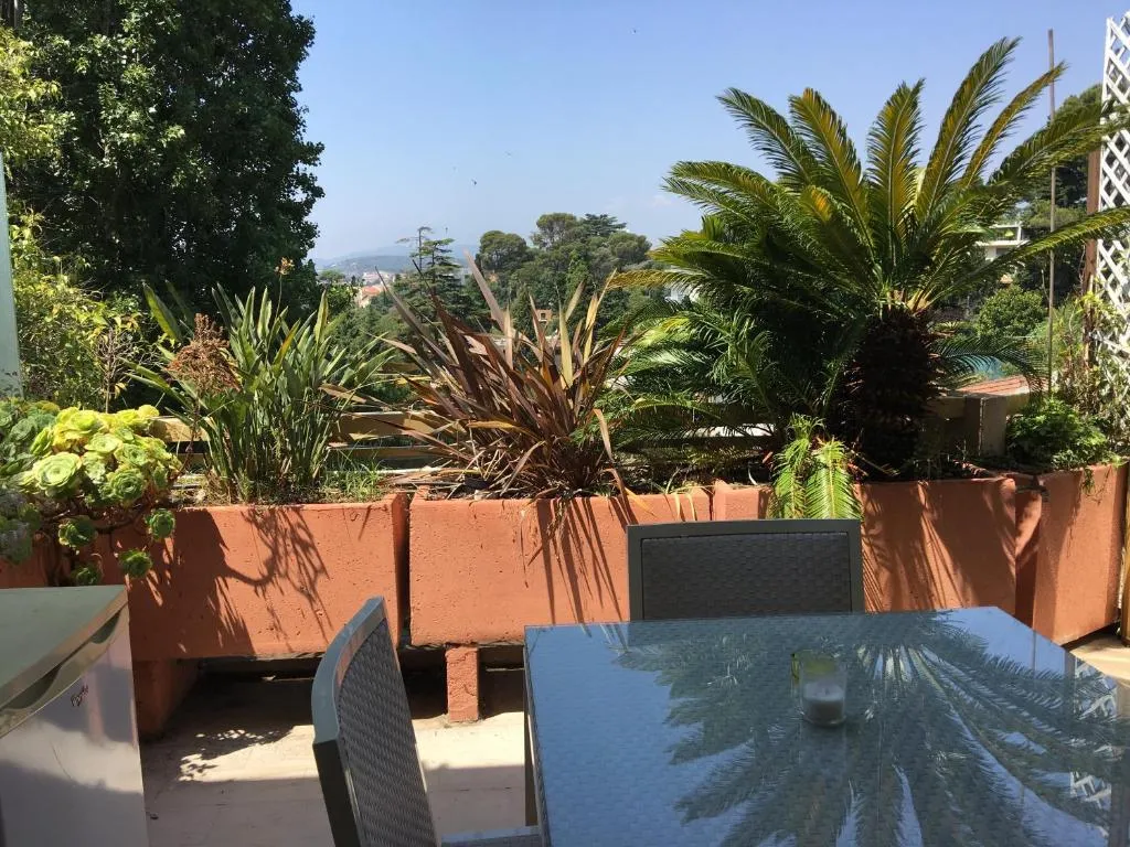 Image 6 of Apartment Borromees