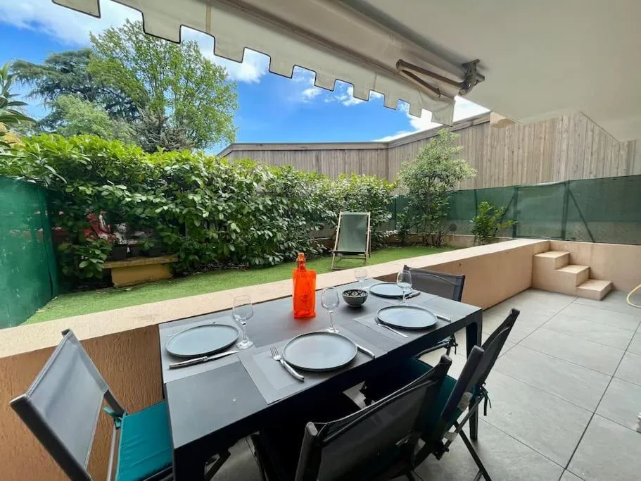 Image 2 of Appartement 2 pièces avec un jardin privatif