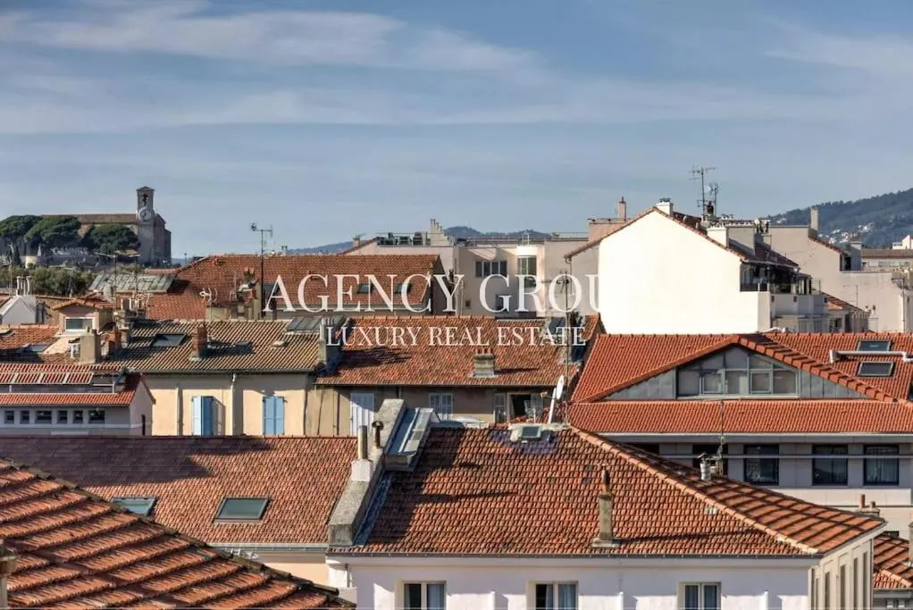 Image 5 of Appartement 3 pièces – Centre Cannes – Vue Suquet