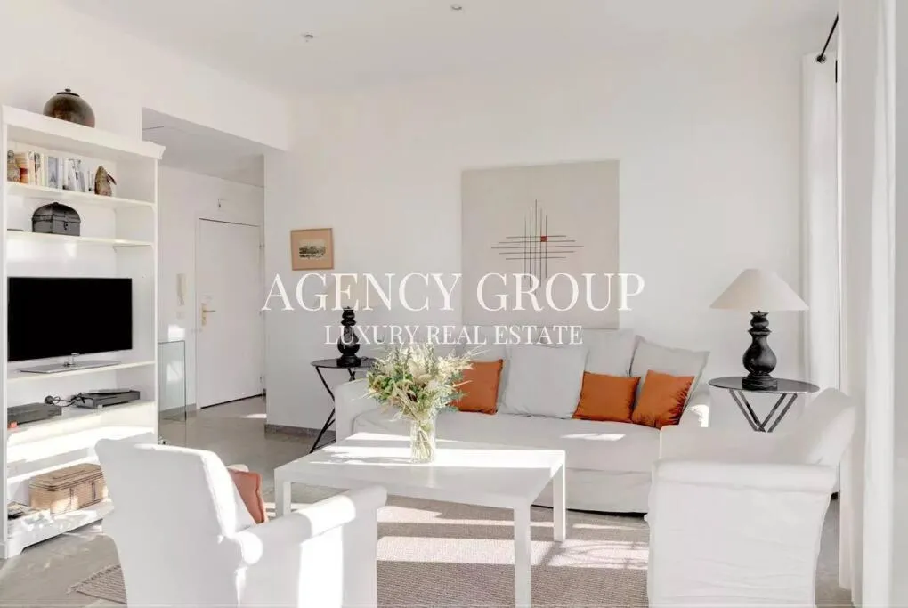 Image 4 of Appartement 3 pièces – Centre Cannes – Vue Suquet