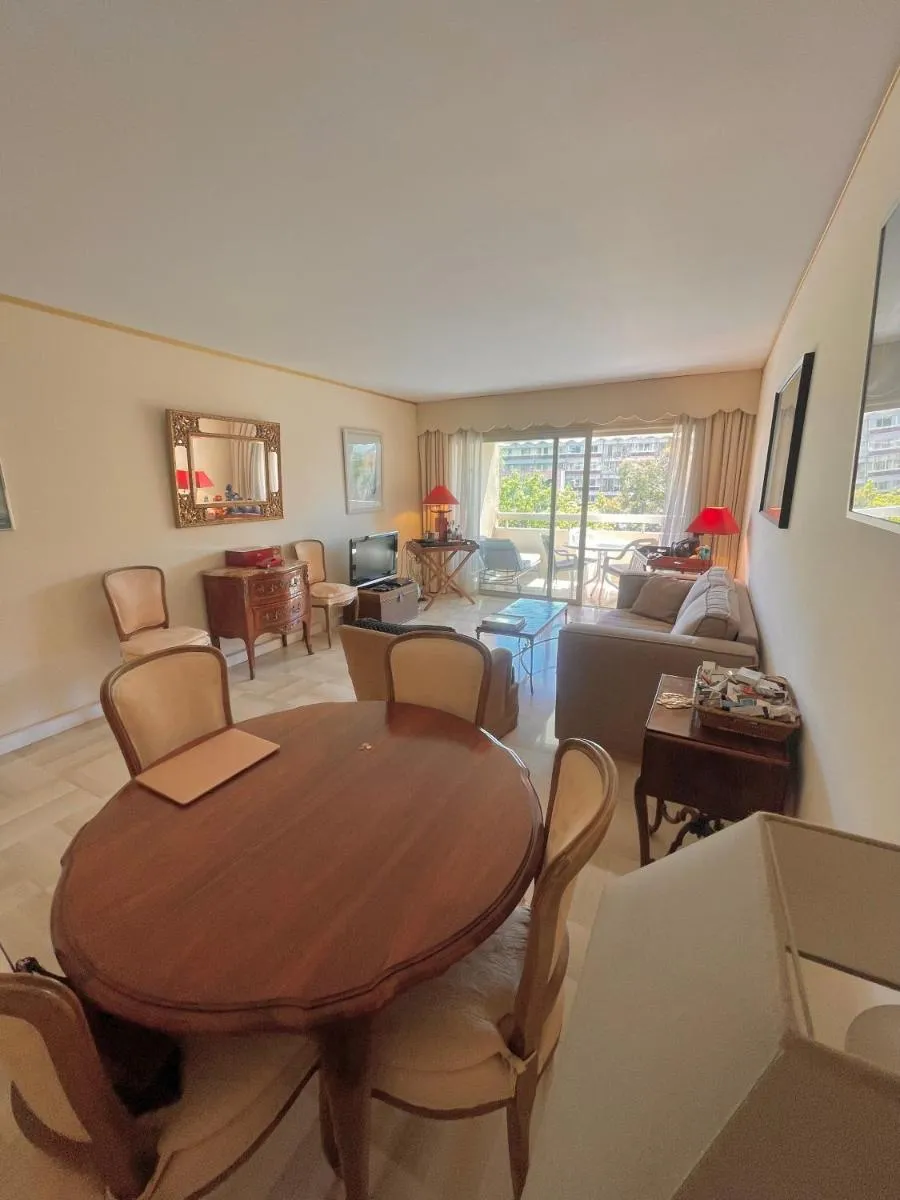 Image 5 of Appartement cannes Croisette