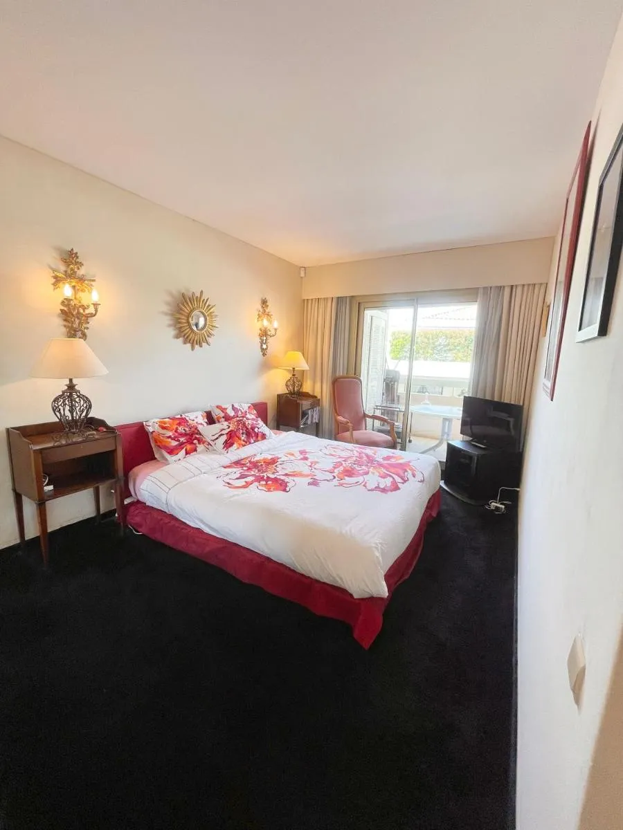 Image 6 of Appartement cannes Croisette