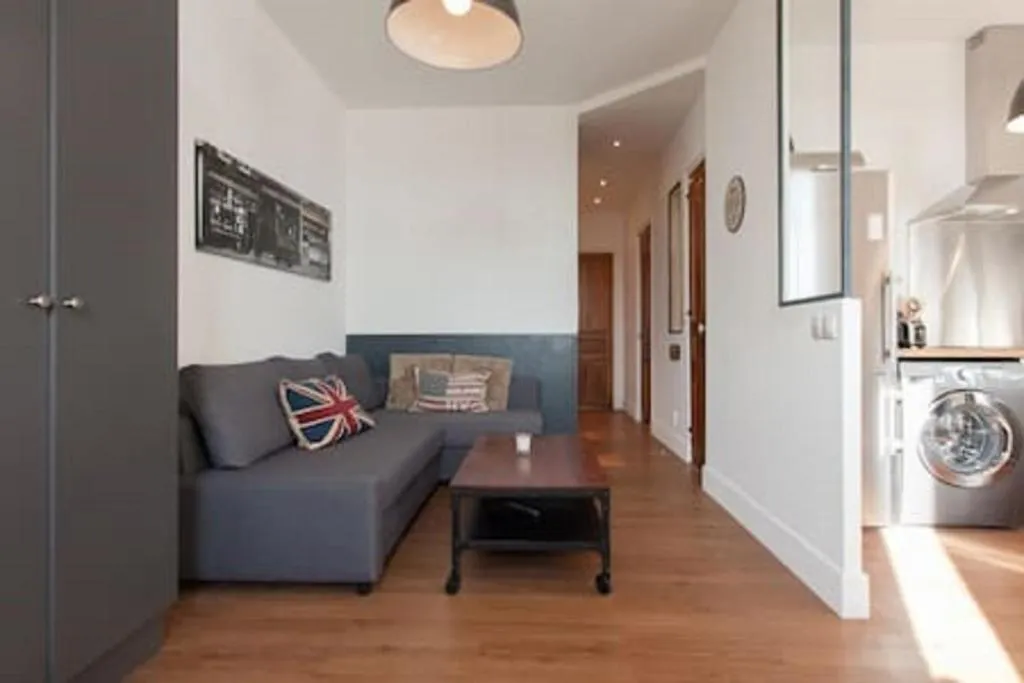 Image 4 of Budin Sea Cannes