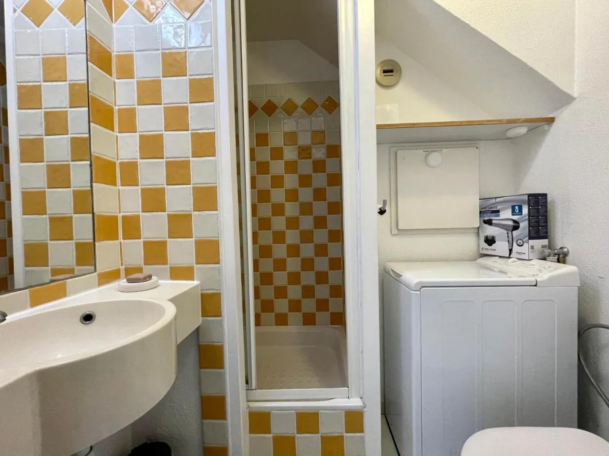 Image 2 of CANNES Duplex Piscine VUE Mer WI FI PARKING