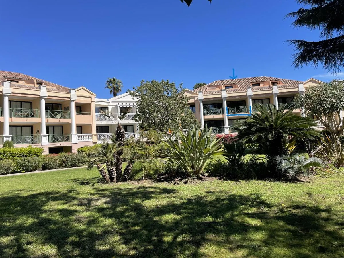 Image 6 of CANNES Duplex Piscine VUE Mer WI FI PARKING