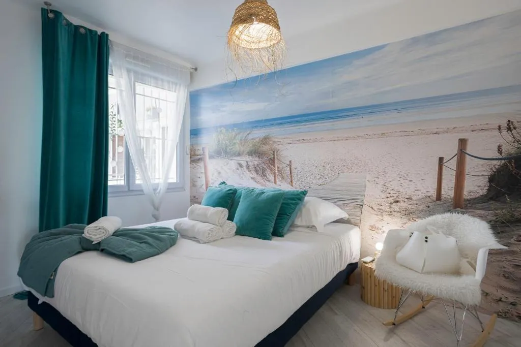 Image 3 of Cannes Bliss – 12mn à pied du Palais, 5mn plages, clim, terrasse