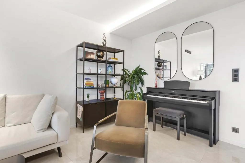 Image 3 of Cannes, St Michel Valetta