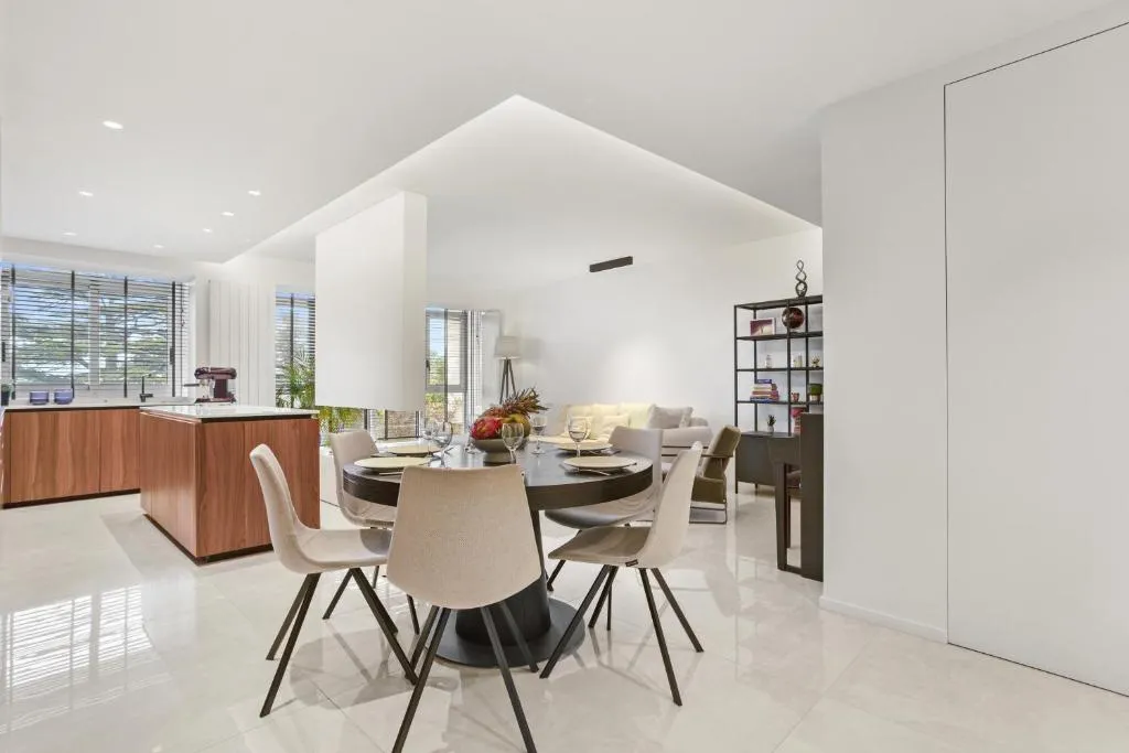 Image 6 of Cannes, St Michel Valetta