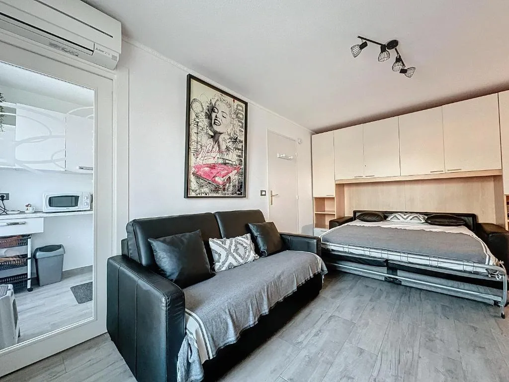 Image 3 of Cannes – Studio cosy 5mn Palais