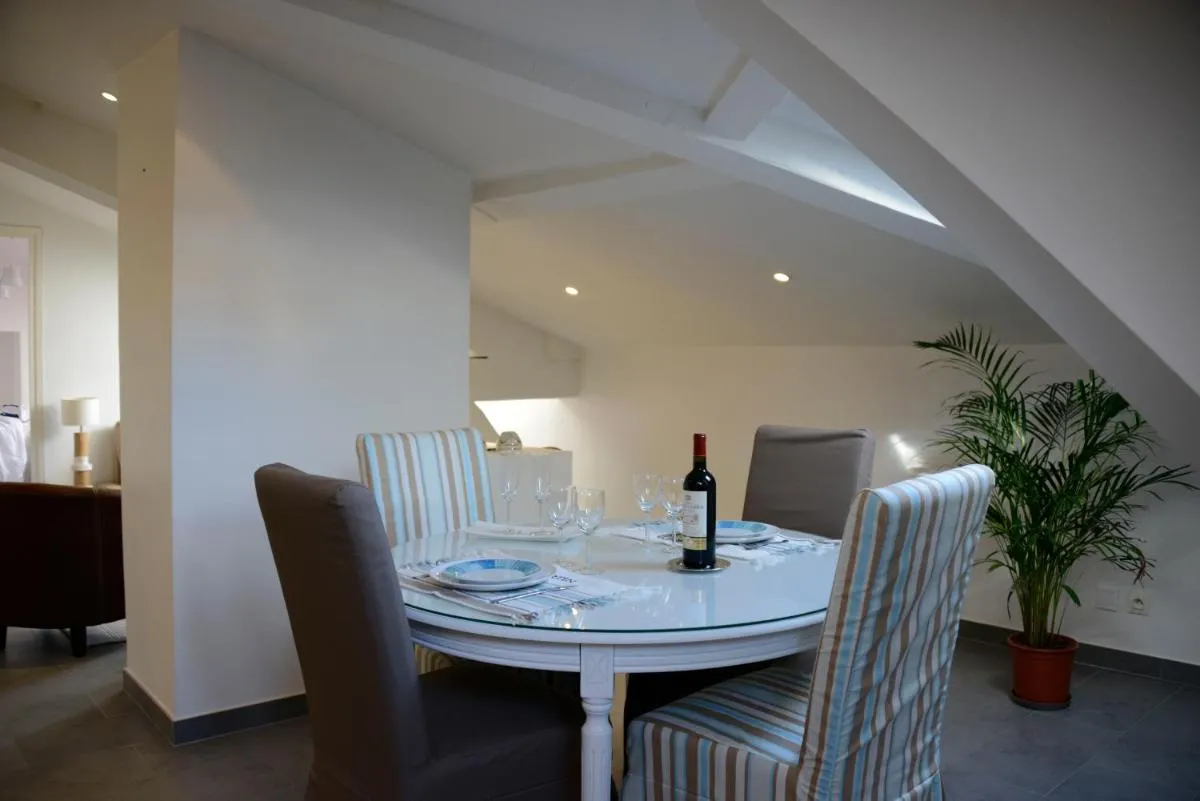 Image 2 of Cannes,croisette,palais des festivals,plages