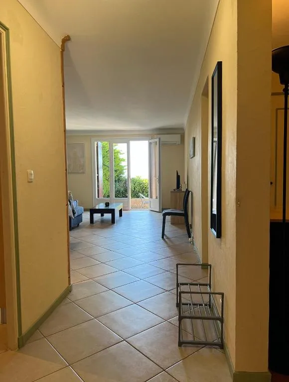 Image 3 of Charming Villa-Appartement Of 95 M2 With A View On The Sea