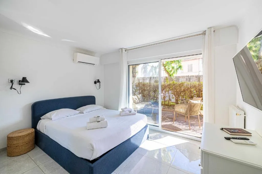 Image 5 of Charming apt with large terrace and AC