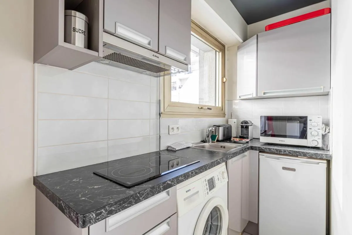 Image 3 of Cozy studio in the heart of Cannes – Near sea