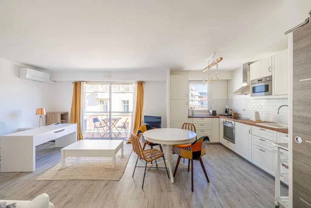 Image 5 of Exceptional air-conditioned flat in Cannes