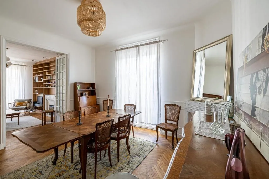 Image 6 of Grand Appartement 3P * Cannes *Congrès et loisirs