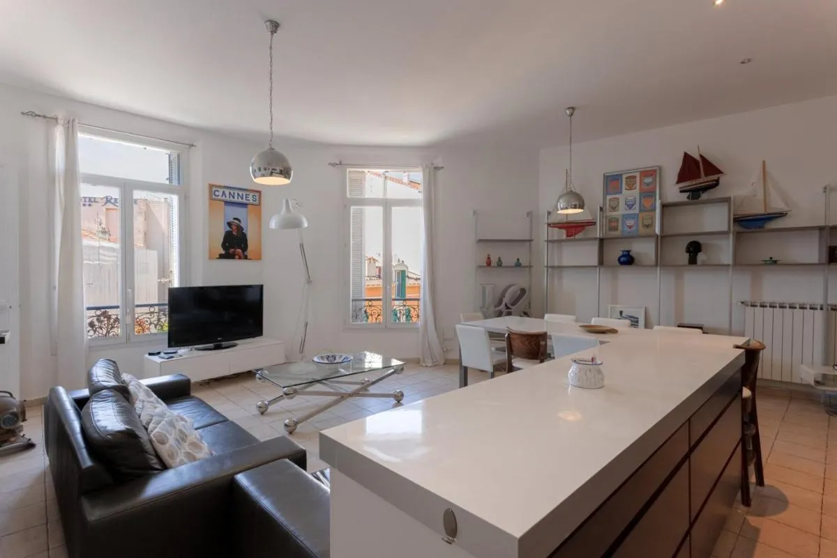 Image 1 of GuestReady – Urban Retreat in Centre Ville