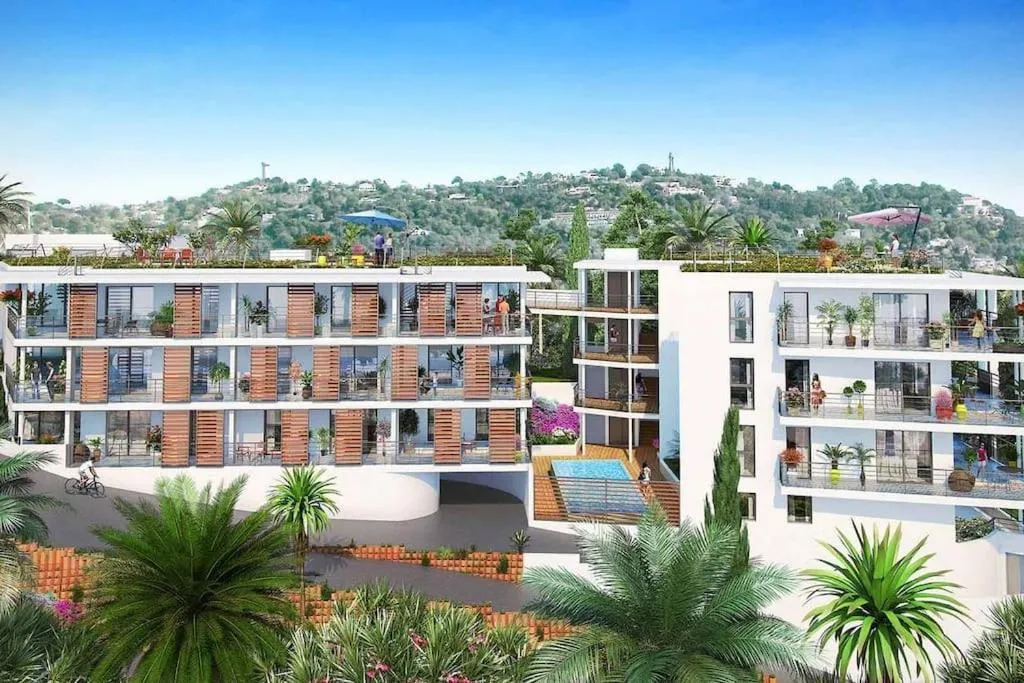 Image 6 of Horizon Bay – Pool – Fitness Room – Terrace