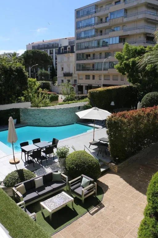 Image 4 of Hôtel Victoria