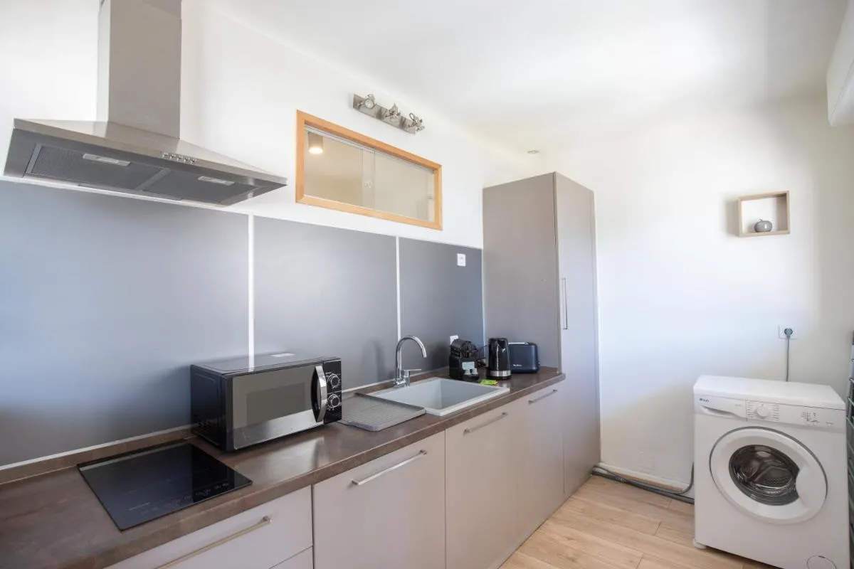 Image 2 of La Chic Riviera – Clim – Wifi – Croisette