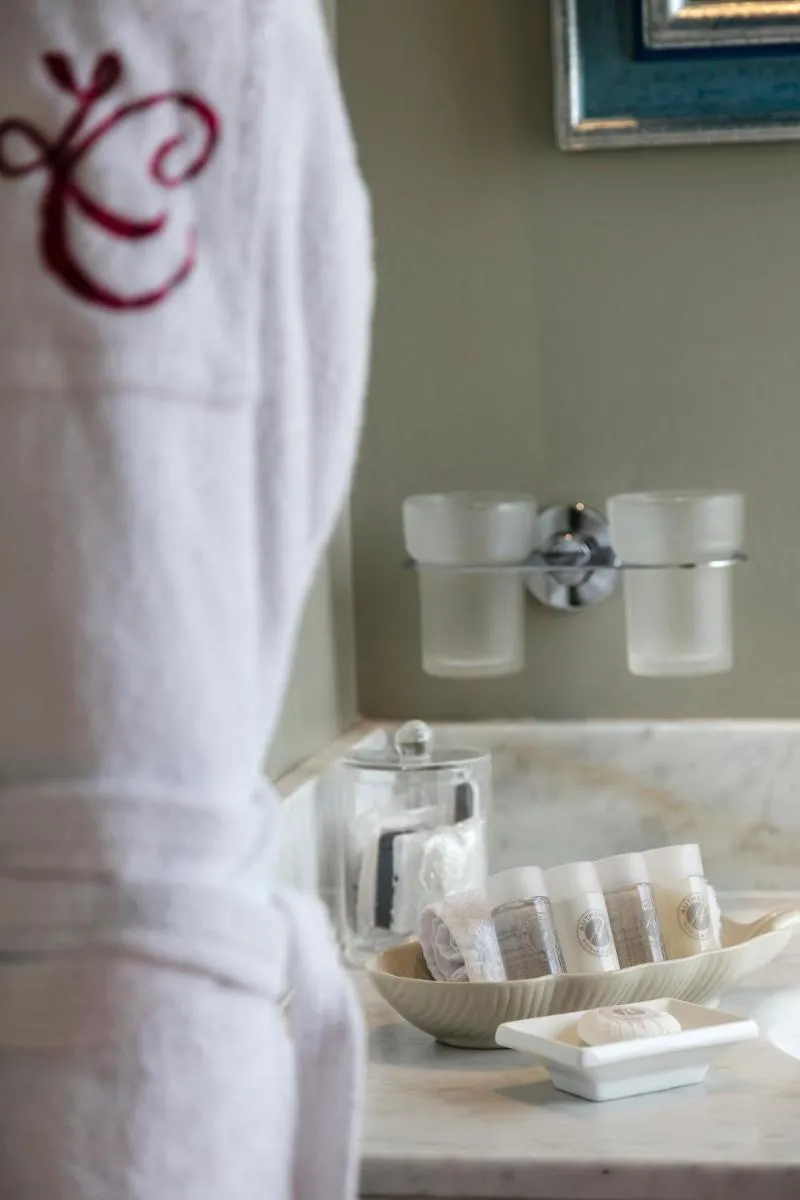 Image 5 of Le Cavendish