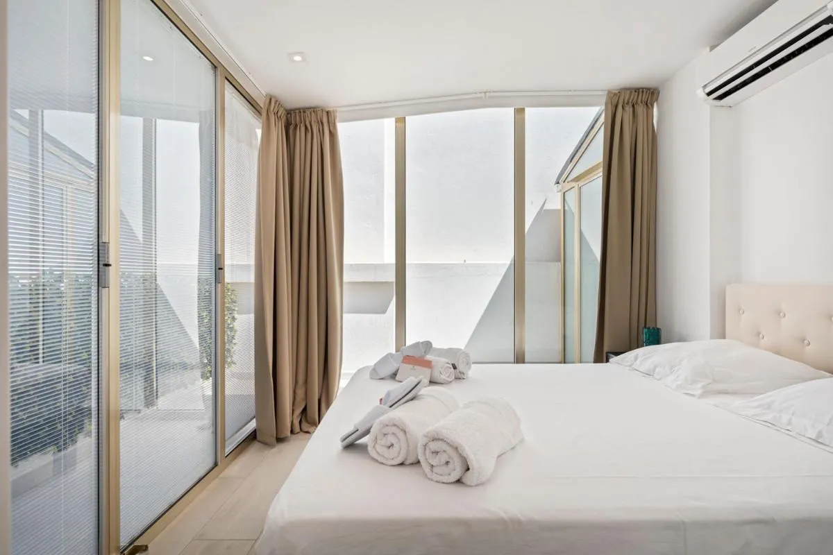 Image 1 of Le Grand Pradignac Croisette – Connect Property