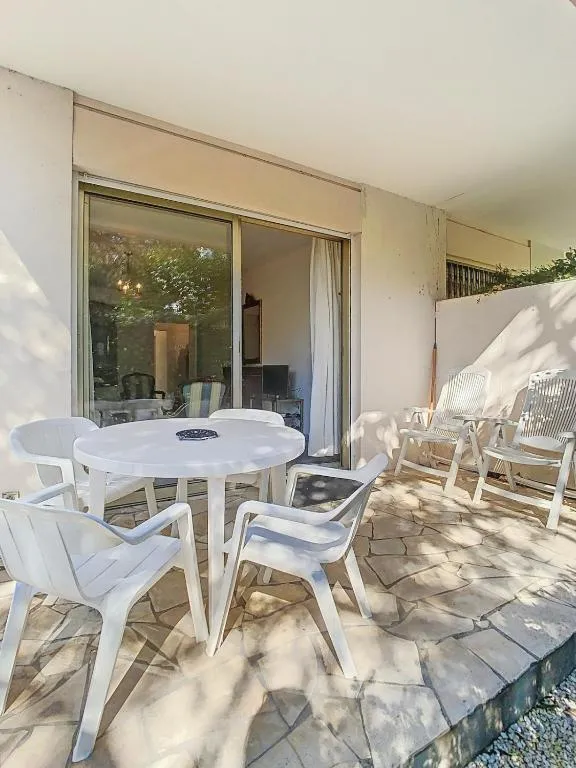 Image 2 of Les Aliscamps – 4 pers – Terrasse – Cannes
