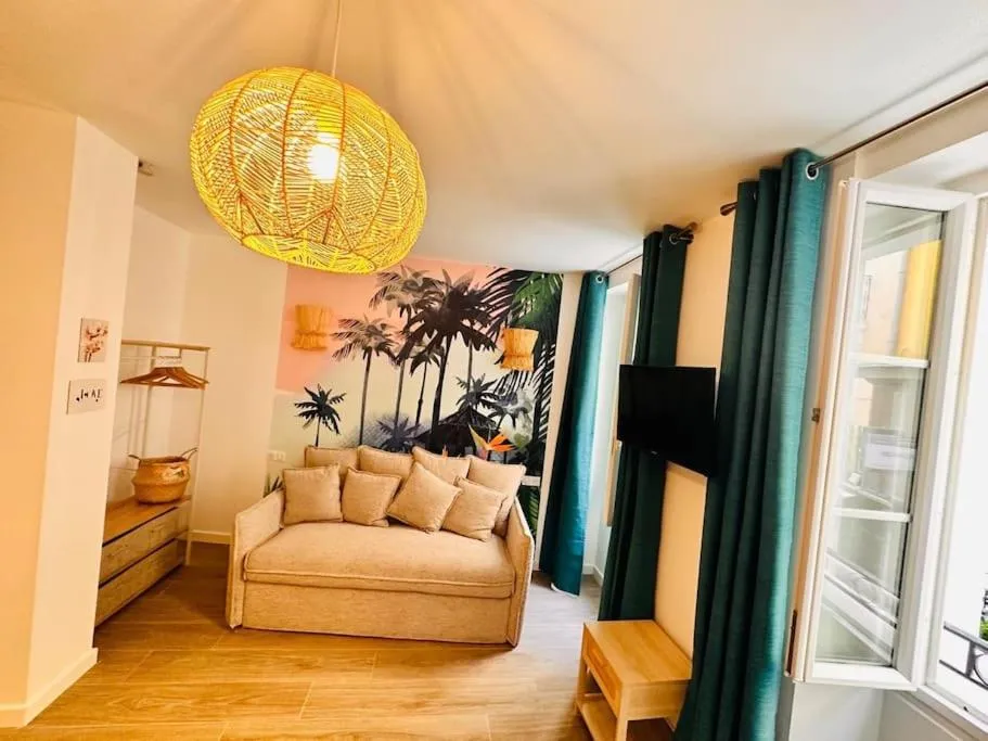 Image 4 of Les Appartements de Nana 2 – T2 Hypercentre, Rue Meynadier, Palais & Plage, clim, wifi