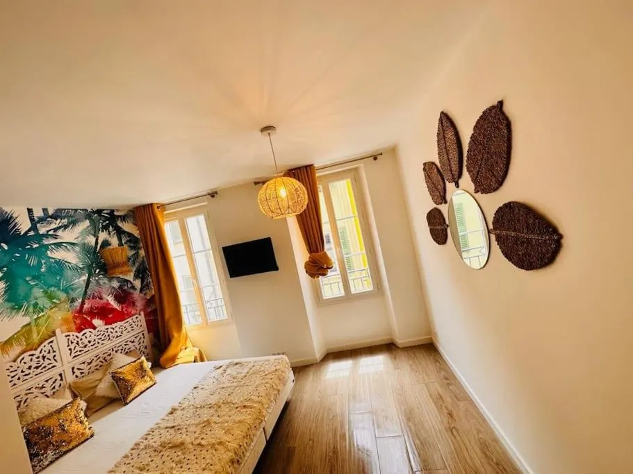 Image 4 of Les Appartements de Nana 4 – Studio hypercentre, Rue Meynadier, Palais & Plage, clim, wifi