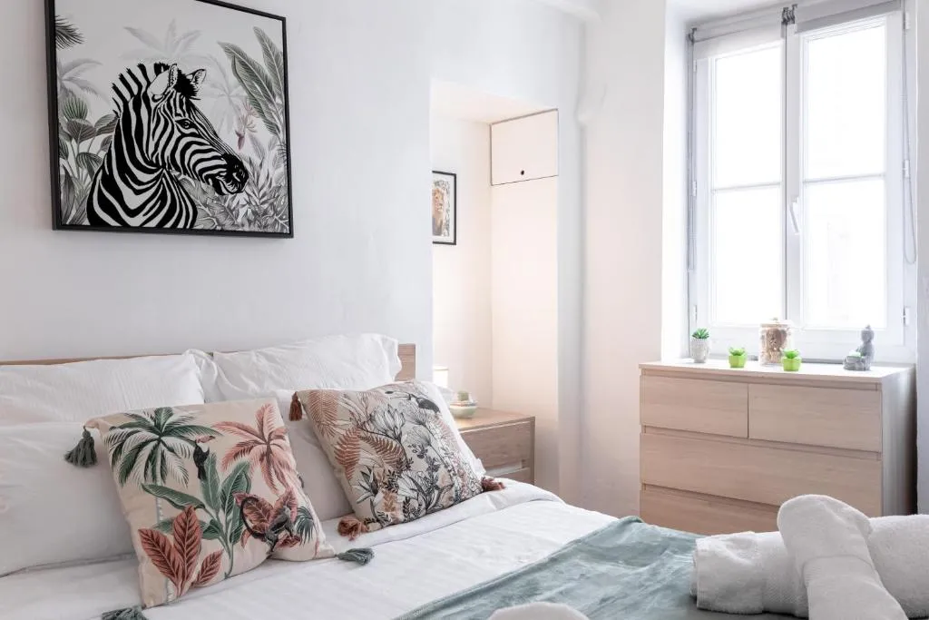 Image of Les Halles Forville – Palais, plages, wifi, clim