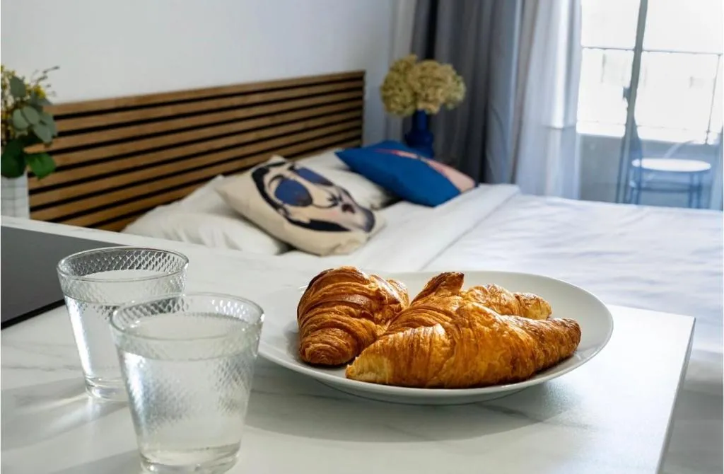 Image 3 of Majestic Apartment