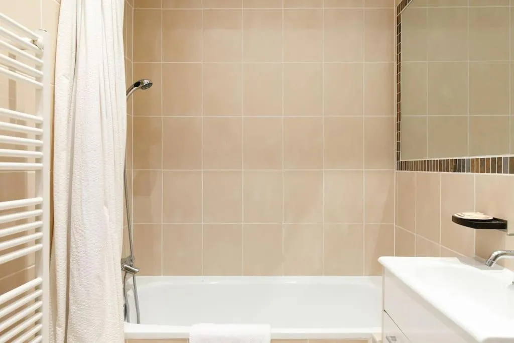 Image 6 of Morgana YourHostHelper